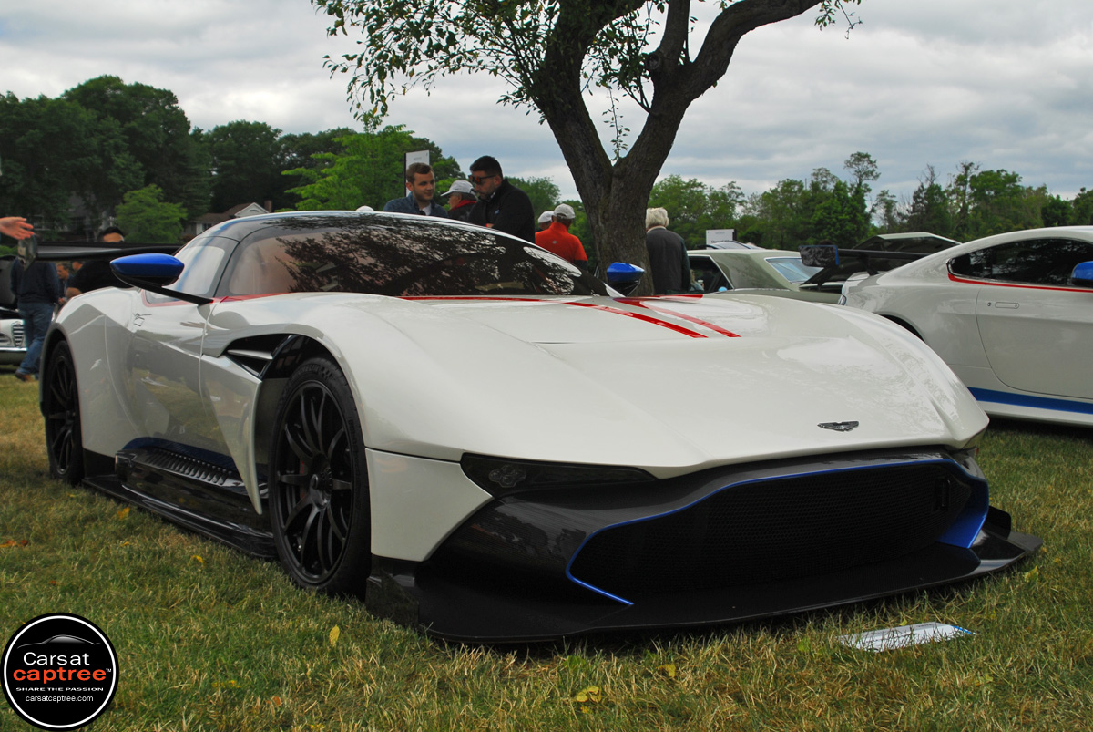 2016 Aston Martin Vulcan 